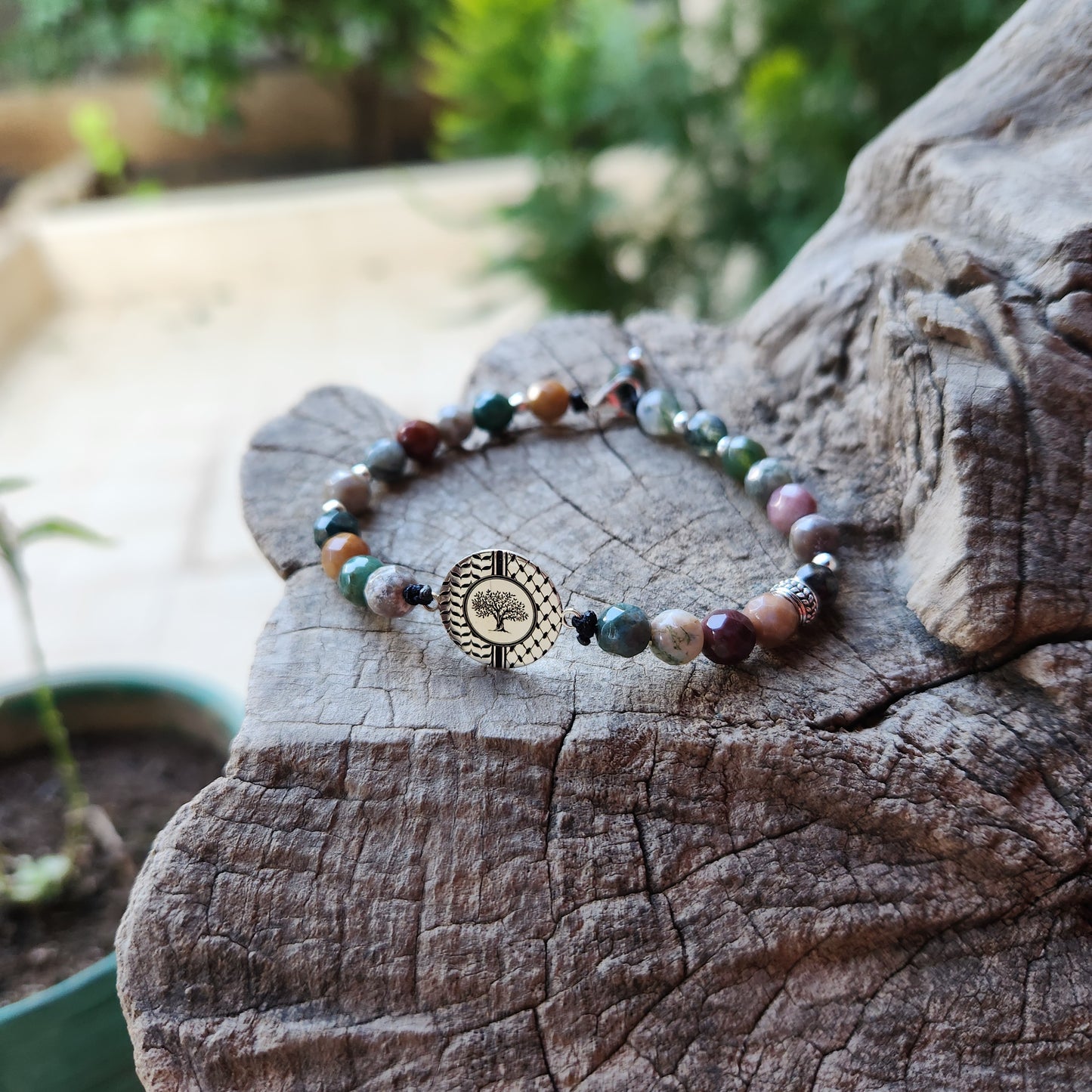 Juthur Bracelet: Silver & Indian Agate Stones