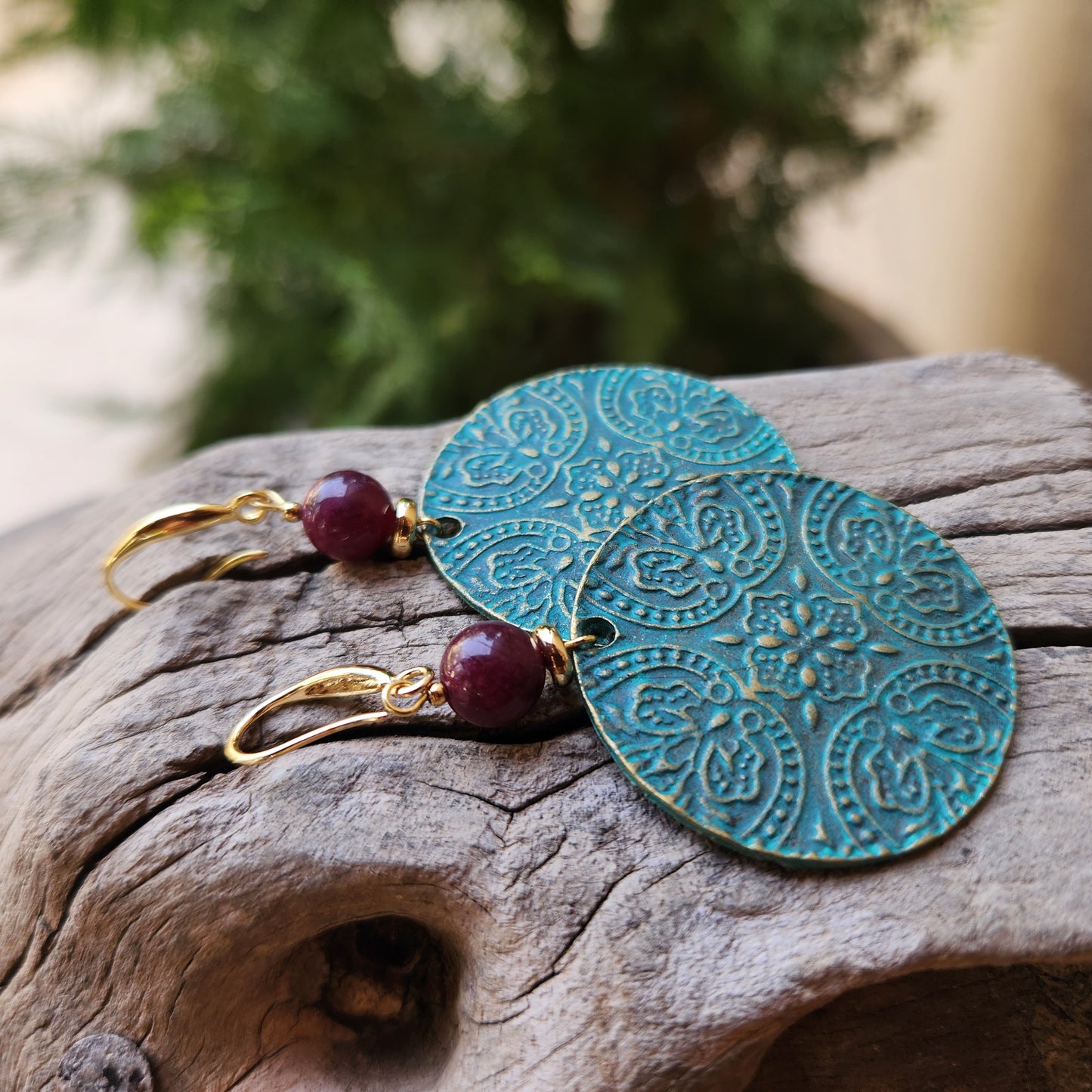Al-Andalus Earrings: Garnet Stones and Gold-Plated Spacers