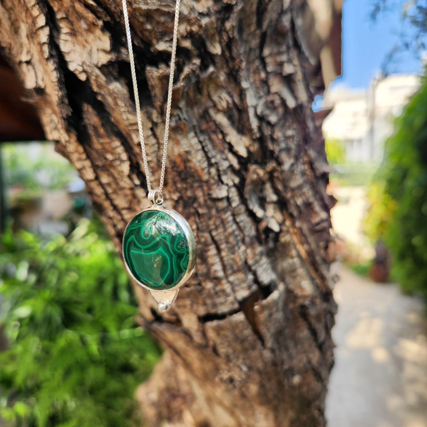 Silver Necklace with Malachite Stone