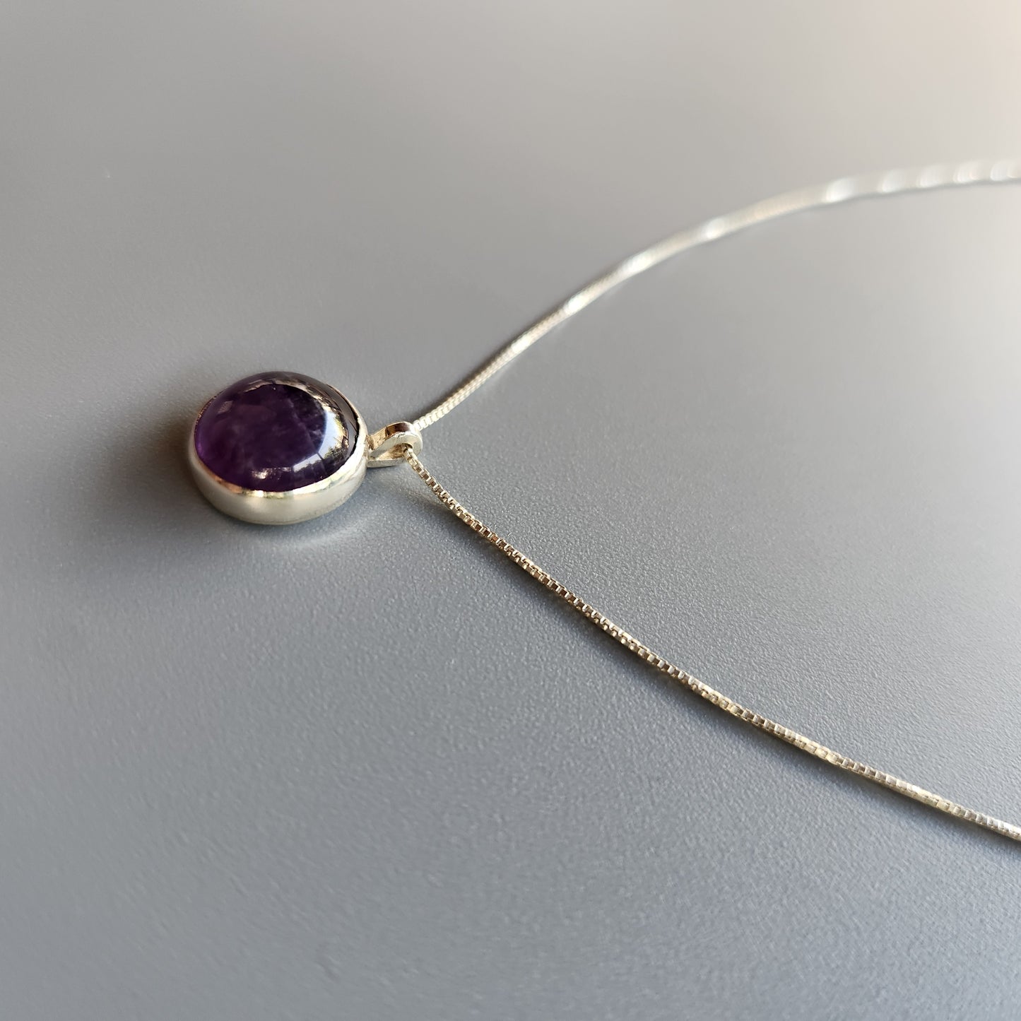 Silver Necklace with Lilac Amethyst