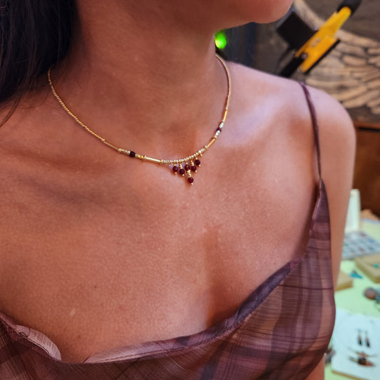 Delicate Nasij Necklace: Bordeaux Jade and Gold-Plated Spacers