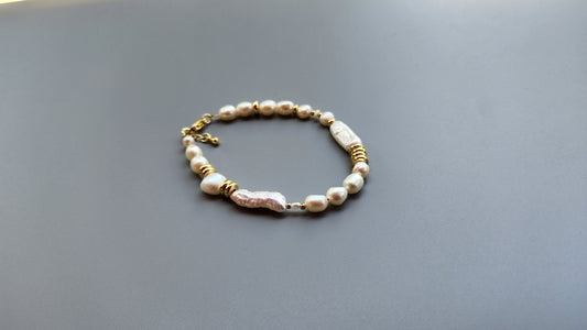 Gold-Plated Bracelet with Natural Mixed-Size Pearls