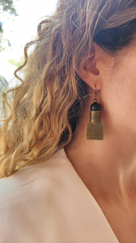 Pharaoh Earrings: Bronze with Onyx Stones