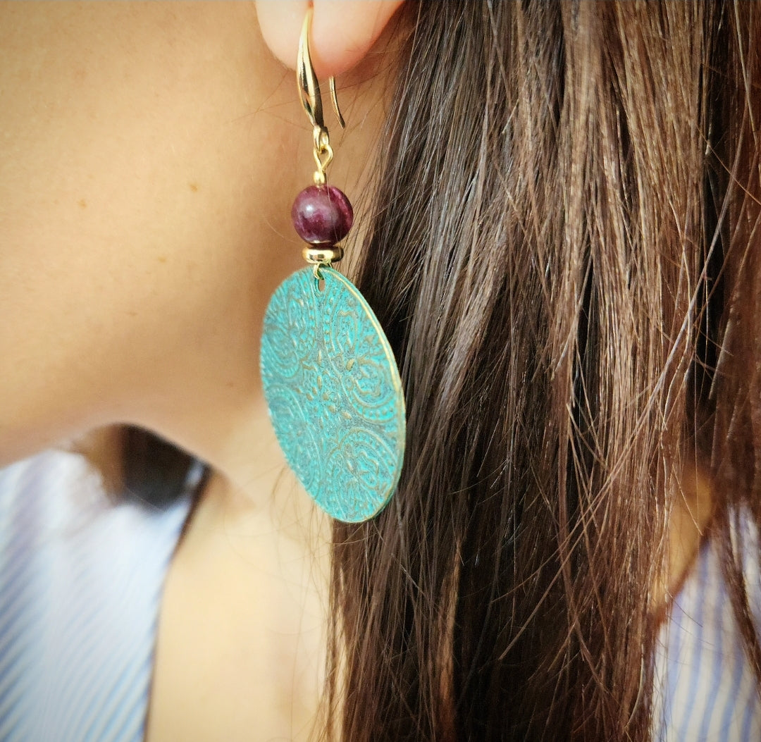 Al-Andalus Earrings: Garnet Stones and Gold-Plated Spacers